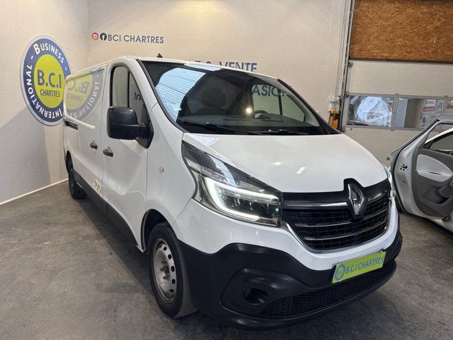 Renault Trafic III FG L2H1 1300 2.0 DCI 120CH GRAND CON Blanc de 2021