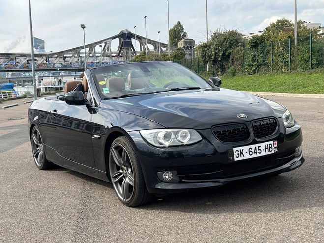 BMW Serie 3 V (E90) 320d 184ch Edition NOIR de 2012