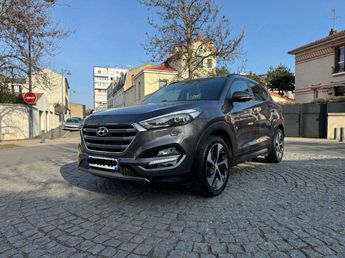  Voir détails -Hyundai Tucson II 1.7 CRDI 141ch Edition Lounge 2WD DCT à Alfortville (94)