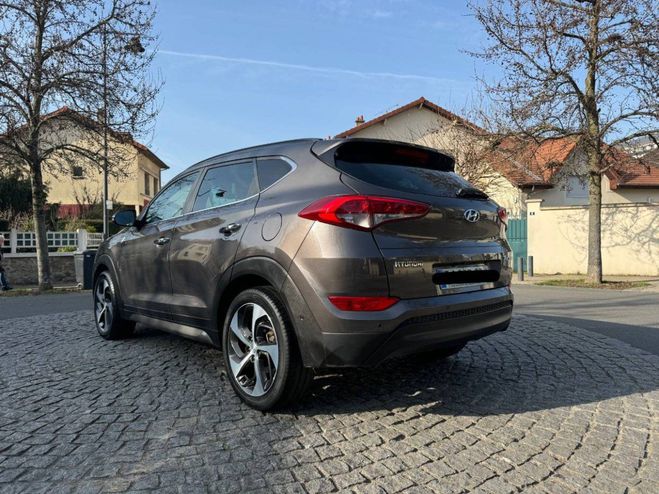 Hyundai Tucson II 1.7 CRDI 141ch Edition Lounge 2WD DCT MARRON FONCE de 2017