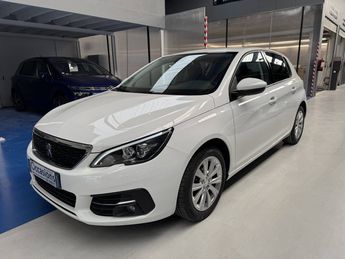  Voir détails -Peugeot 308 1.2 PureTech 110ch S&S Style à Saint-Maur-des-Fosss (94)