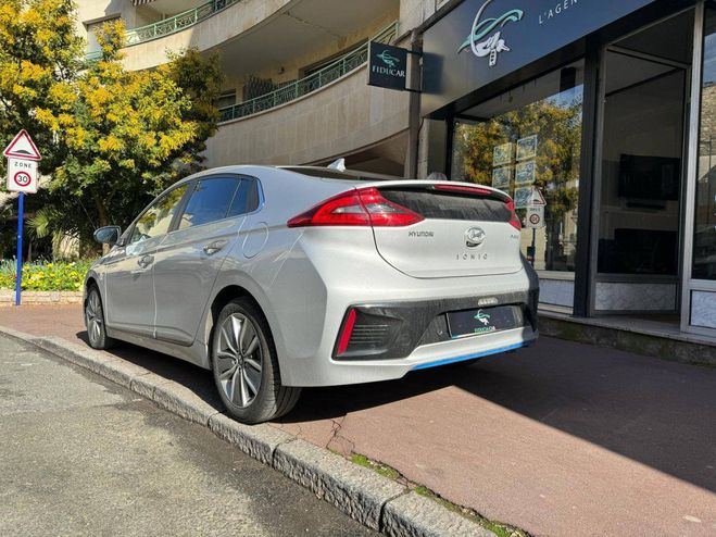 Hyundai Ioniq 1.6 GDI 141 GRIS CLAIR de 2019