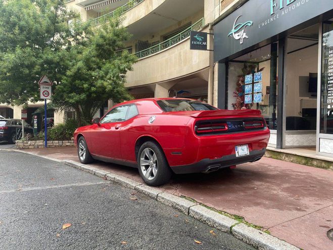 Dodge Challenger SXT Rouge INC. de 2015