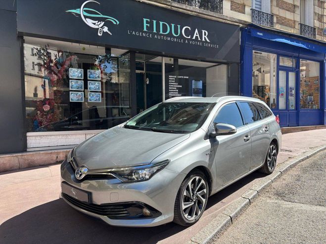 Toyota Auris 1.8 Hybride 99 cv GRIS de 2019