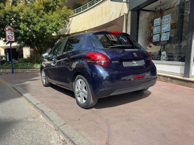 Peugeot 208 1.2 VTi Style Phase II 82cv BLEU de 2017