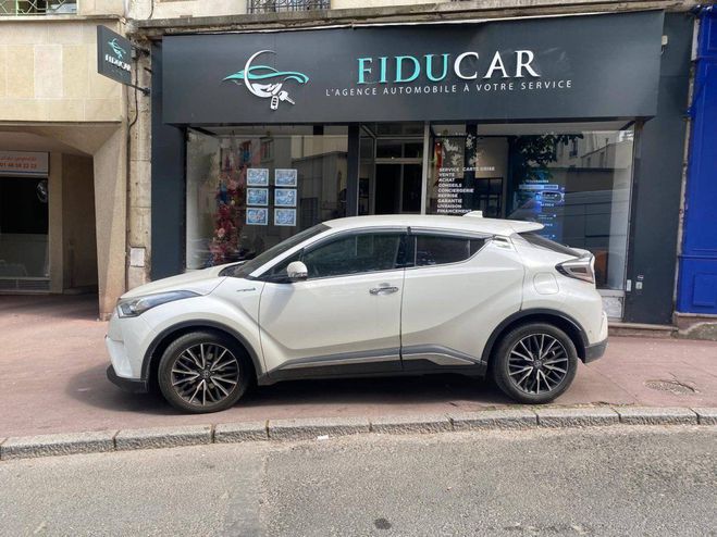 Toyota C HR 1.8 VVT-i Hybrid 99cv BLANC de 2017