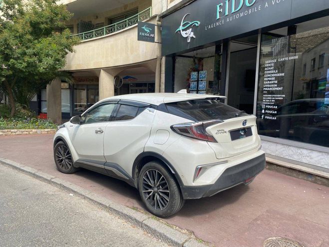 Toyota C HR 1.8 VVT-i Hybrid 99cv BLANC de 2017