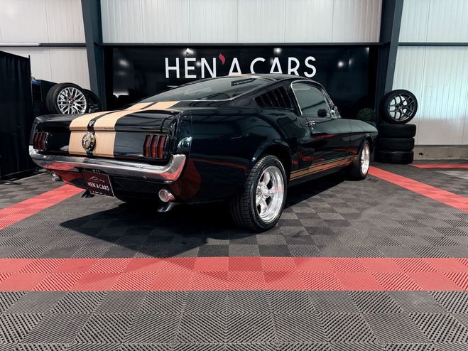Ford Mustang Fastback 