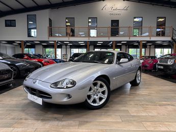  Voir détails -Jaguar XK8 Coupe 4.0i V8 à Saint-Denis-en-Val (45)