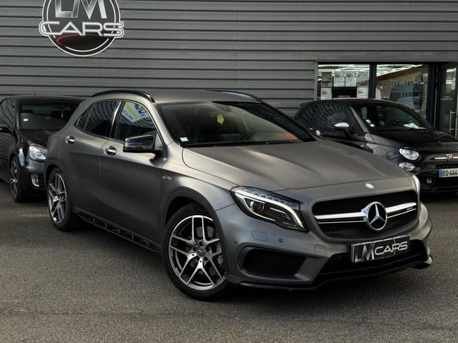 Mercedes Classe GLA 45 - BV Speedshift DCT AMG 4-Matic GRIS FONCE de 2016