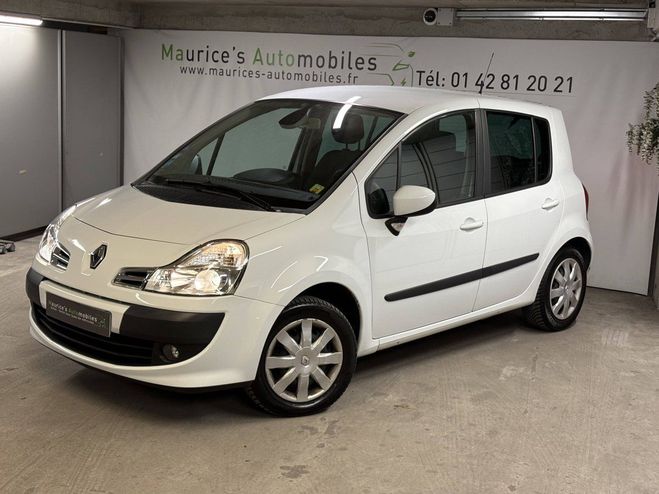 Renault Modus I (J77) 1.6 16v 110ch Dynamique BVA BLANC de 2010