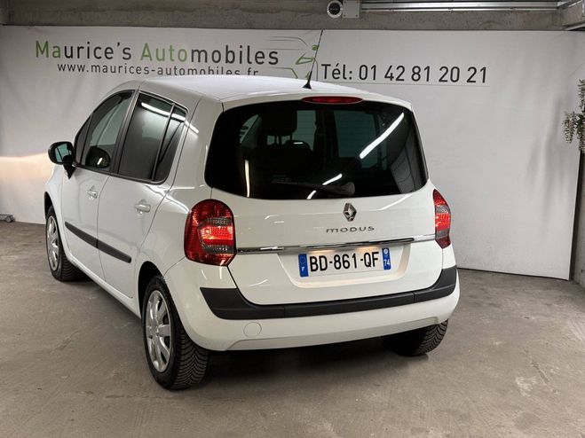 Renault Modus I (J77) 1.6 16v 110ch Dynamique BVA BLANC de 2010