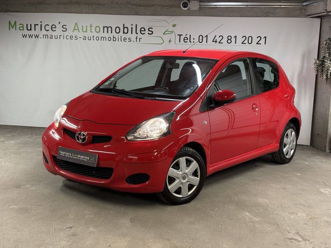 Toyota Aygo 1.0 VVT-i 68ch Connect 5p ROUGE de 2011