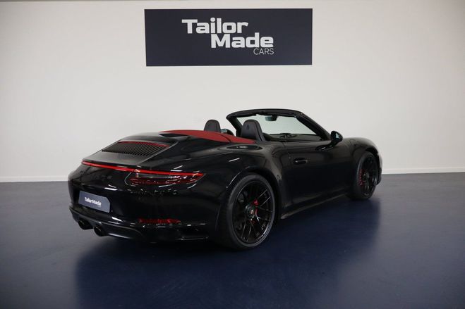Porsche 911 cabriolet 4 GTS  de 2017