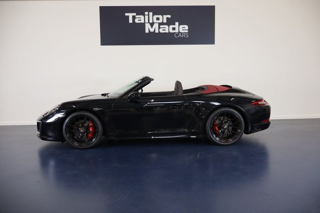 Porsche 911 cabriolet 4 GTS  de 2017