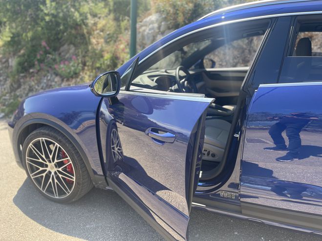 Porsche Macan TURBO OCT 2024  de 2024