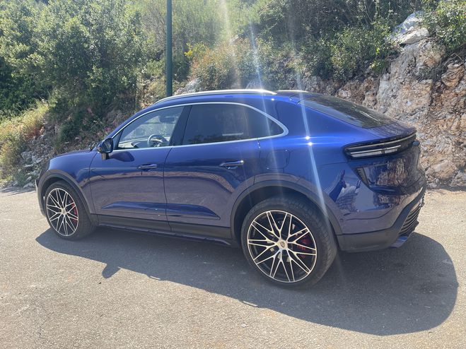 Porsche Macan TURBO OCT 2024  de 2024