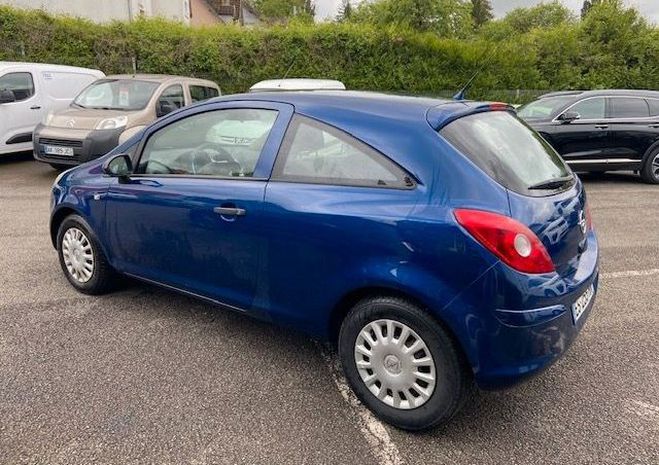 Opel Corsa  1.2 L 80 cv   de 2009