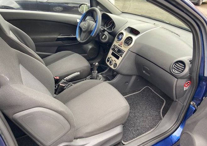 Opel Corsa  1.2 L 80 cv   de 2009