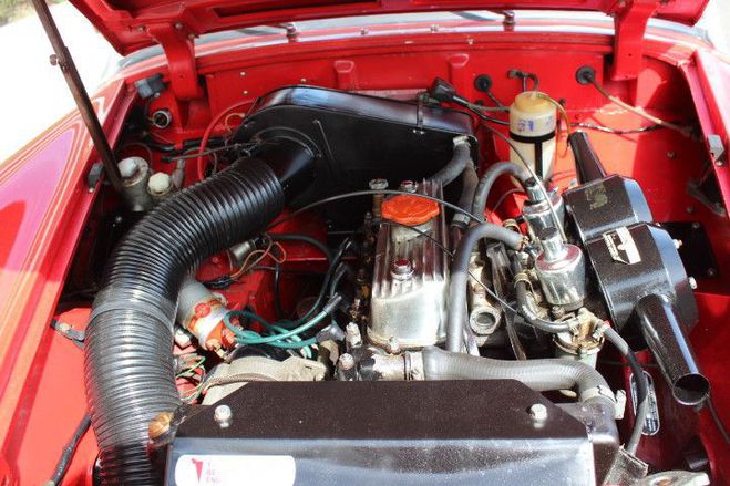 MG Midget  ROUGE de 1972
