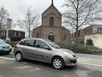  Voir détails -Renault Clio III 1.5 dCi70 Dynamique 5p à  Le Havre (76)