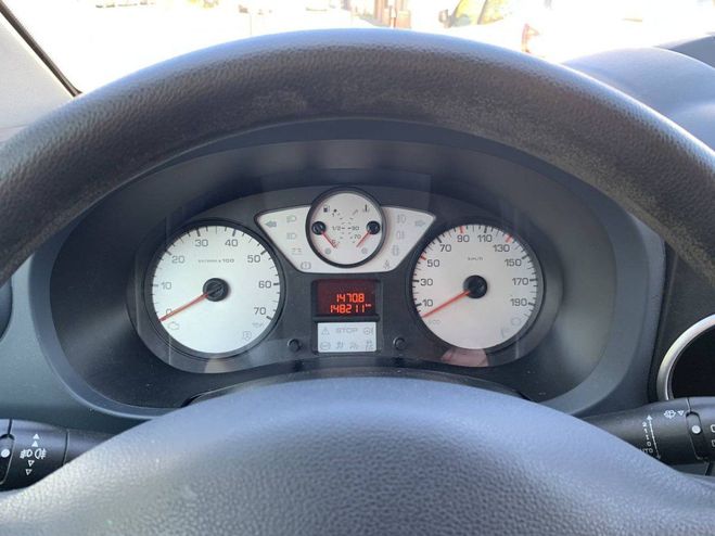 Peugeot Partner 1.6 HDi75 Access GRISE de 2012