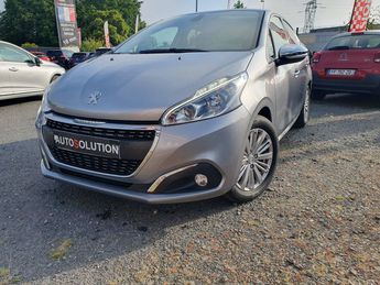  Voir détails -Peugeot 208 1.2 PureTech 82ch E6.2 Evap Allure 5p à Ploudaniel (29)