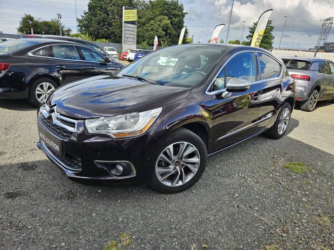 Citroen DS 4 1.2 Purtech 130 CV URBAN SHOW ROUGE FONCE de 2015