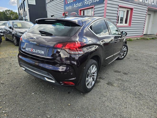 Citroen DS 4 1.2 Purtech 130 CV URBAN SHOW ROUGE FONCE de 2015