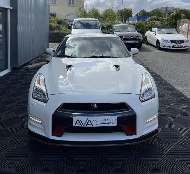 Nissan GT R I (R35) 3.8 V6 550ch Nismo Black Edition BLANC de 2014