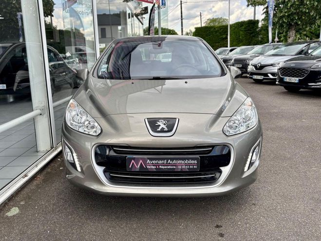 Peugeot 308 1.6 VTi 120ch Allure A GRIS CLAIR de 2013