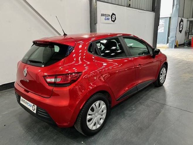 Renault Clio IV (B98) 1.2 16v 75ch Zen 5p ROUGE FONCE de 2017