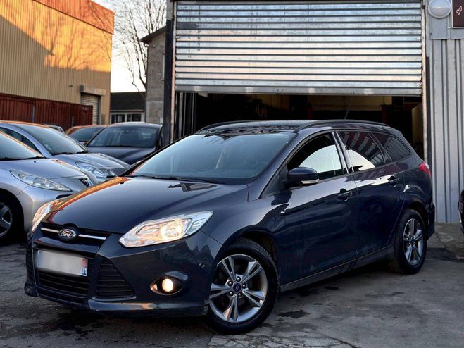 Ford Focus II 1.6 TDCi 115ch FAP Stop&Start Titaniu GRIS de 2014