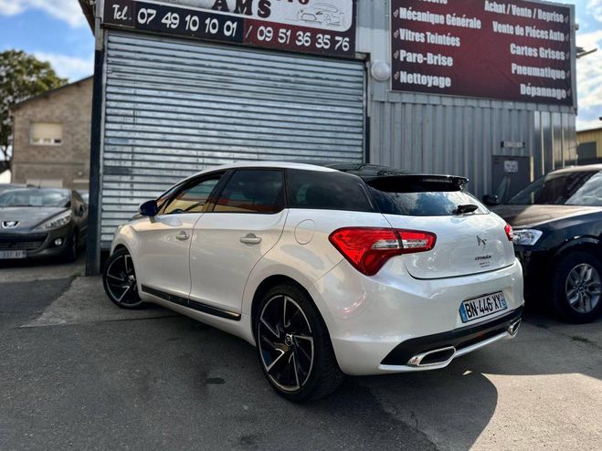 Citroen DS5 2.0 HDi160 Sport Chic BLANC de 2011