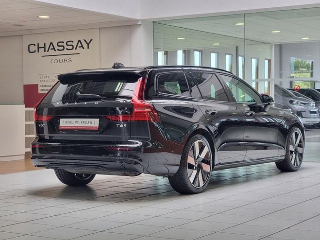 Volvo V60 II (2) T6 AWD HYBRIDE RECHARGEABLE 253 C Noir de 2024