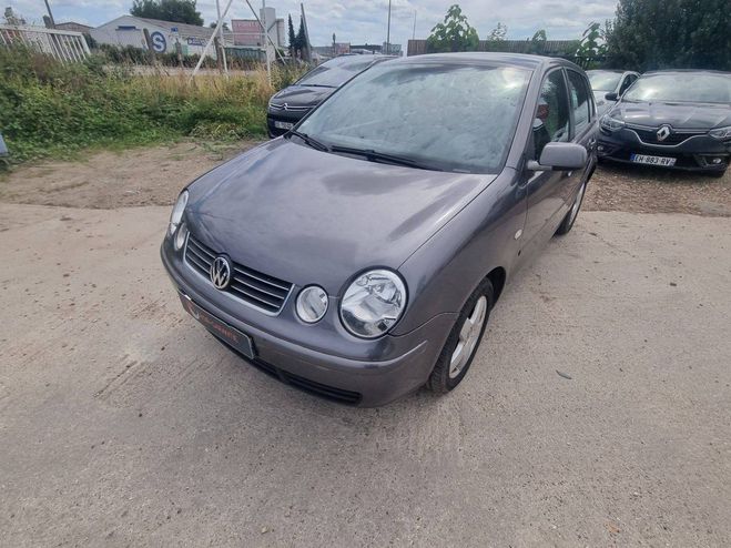 Volkswagen Polo IV 1.4 75 Confort 5p GRIS FONCE de 2004