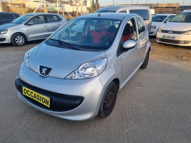 Peugeot 107 1.0 12v Trendy 5p GRIS C de 2007