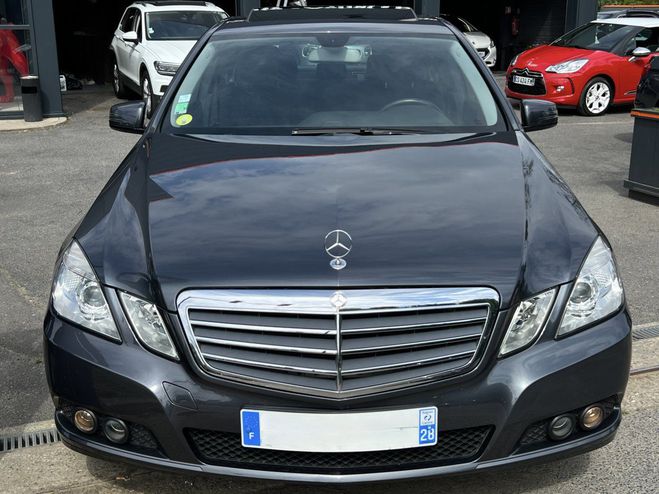 Mercedes Classe E 4 IV 200 CDI 2.2 136 Cv BOITE AUTO 1ERE  Gris Fonc de 2011