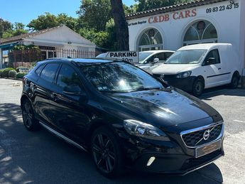  Voir détails -Volvo V40 CROSS COUNTRY D3 150 Momentum Geartronic à Gassin (83)