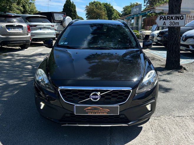 Volvo V40 CROSS COUNTRY D3 150 Momentum Geartronic Noir de 2015