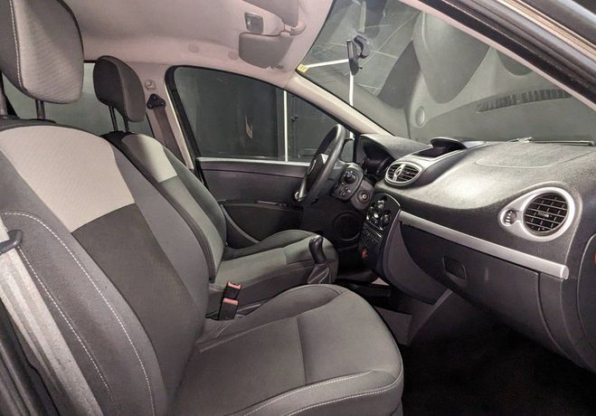 Renault Clio 1.2 16v 75ch Authentique 5p / Garantie 1 BEIGE de 2010