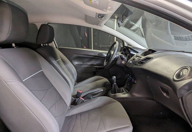 Ford Fiesta IV 1.5 TDCi 75 FAP Trend 3p GRIS de 2013