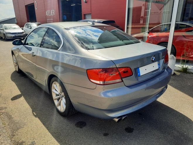 BMW Serie 3 (E92) COUPE 330IA 272 LUXE Arktis Metal de 