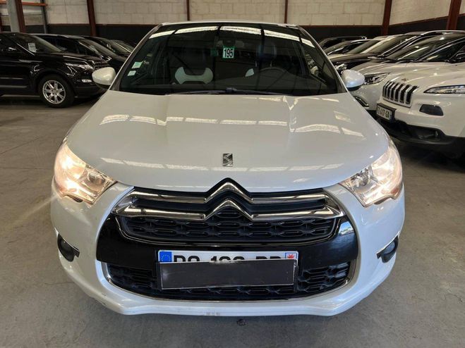 Citroen DS4 1.6 e-HDi115 Airdream Executive BLANC de 2013