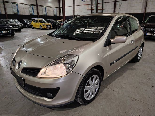 Renault Clio III 1.5 dCi 85ch Confort Expression 3p BEIGE CLAIR de 2006