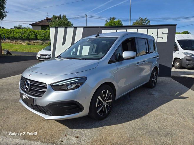Mercedes Classe T 180 D PROGRESSIVE BVA7 ATTELAGE Gris de 2024