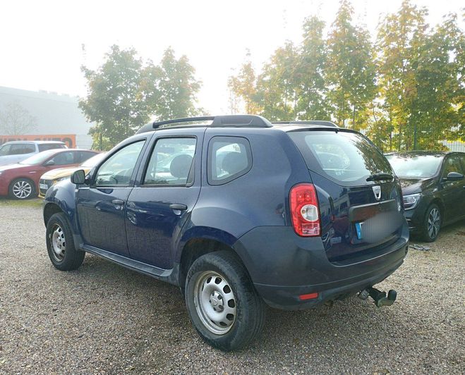Dacia Duster 1.6 16 V 105 CH AMBIANCE Bleu de 2011
