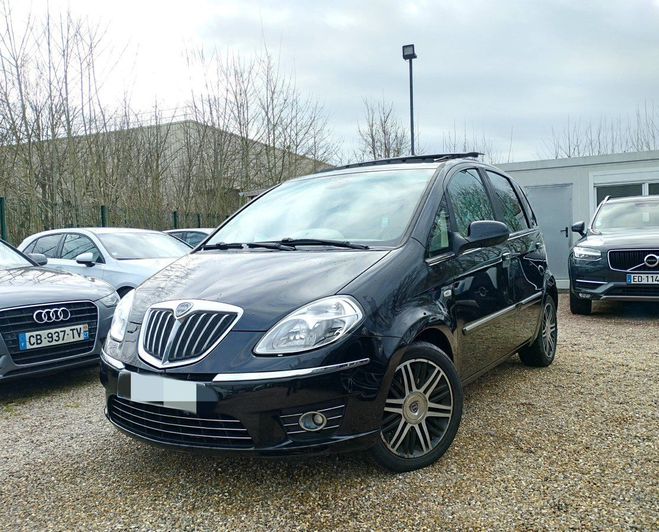 Lancia Musa II 1.3 Multijet 16v 95 DPF 5th AVENUE NOIR de 2011