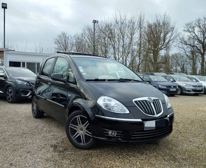 Lancia Musa II 1.3 Multijet 16v 95 DPF 5th AVENUE NOIR de 2011