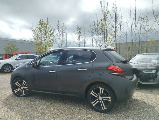 Peugeot 208 1.6 BlueHDi 120ch GT Line S&S 5p GRIS C de 2016